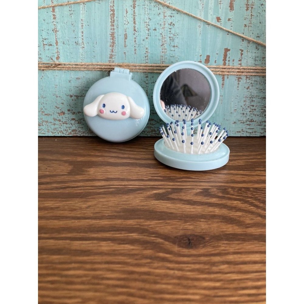 Cinnamoroll Compact Mirror with Pop Up Travel Brush